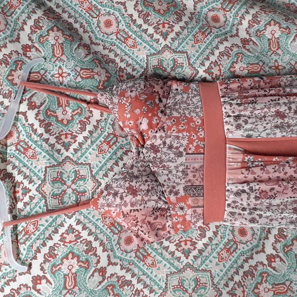 No Boundaries Pants - NWT No Boundaries Romper Walk Thru Dress, Size S (3-5)